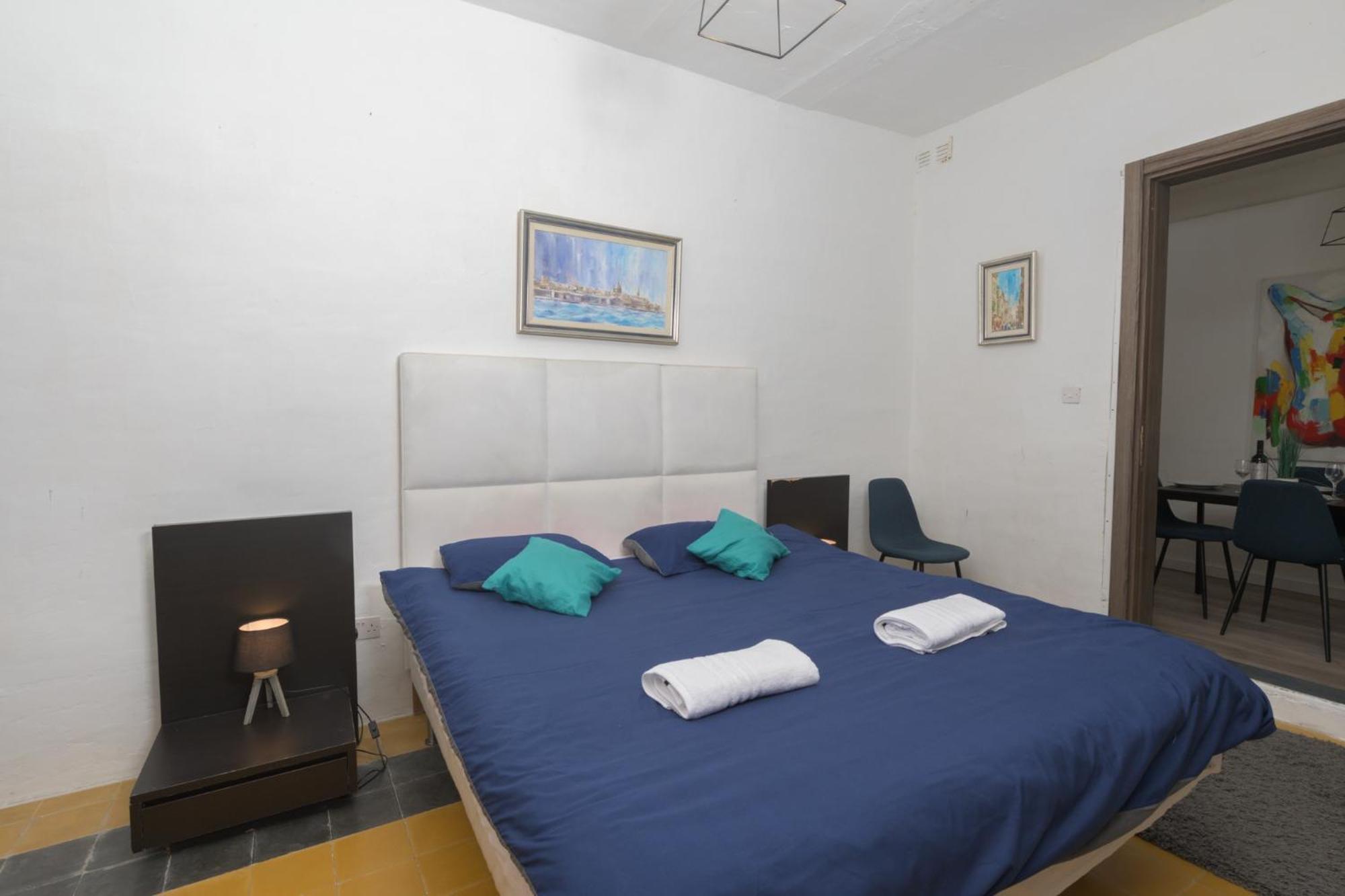 Stylish Valletta 2 Bedrooom City Centre Apartment With Terrace エクステリア 写真